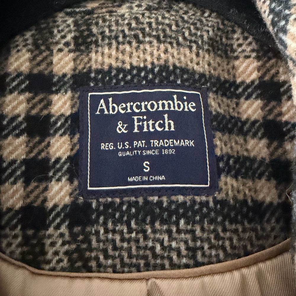 Abercrombie & Fitch Black and Tan Plaid Blazer - Picture 3 of 5